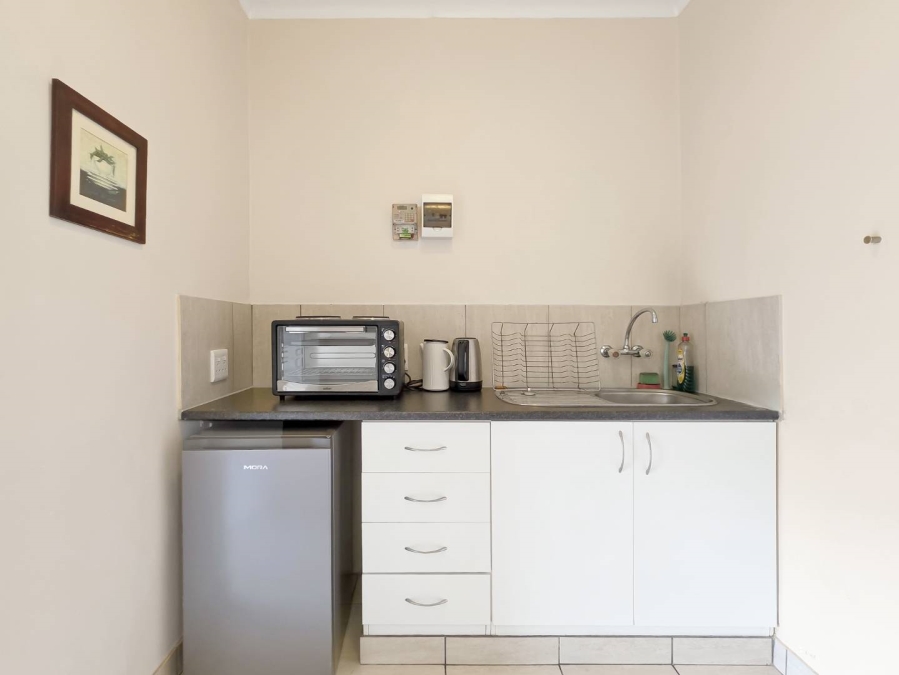 2 Bedroom Property for Sale in Gardens Western Cape